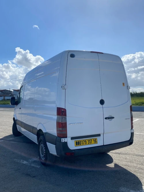 Mercedes Sprinter 2017 Surélevé chassis moyen