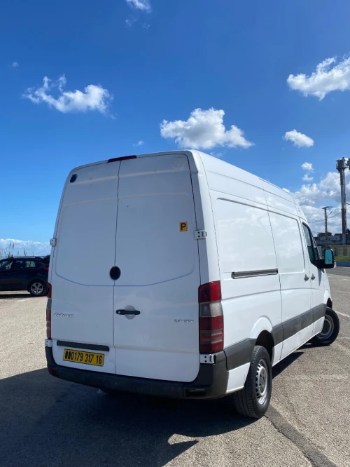 Mercedes Sprinter 2017 Surélevé chassis moyen