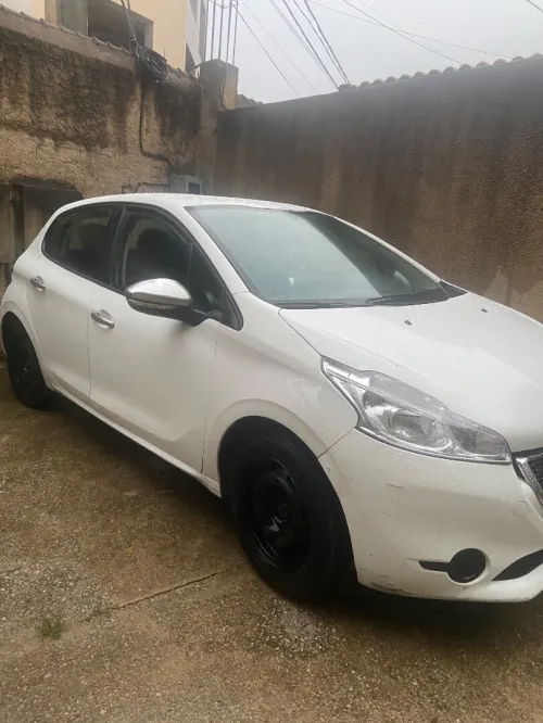 Peugeot 208 2013 208