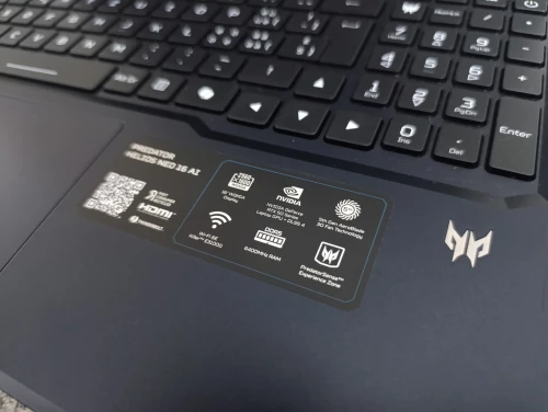 ACER PREDATOR HÉLIOS NEO 16 AI Rtx 5060 / Ultra 7 2nd gen