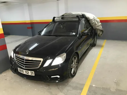 Mercedes Classe E 2012 AVANTGARDE Pack AMG