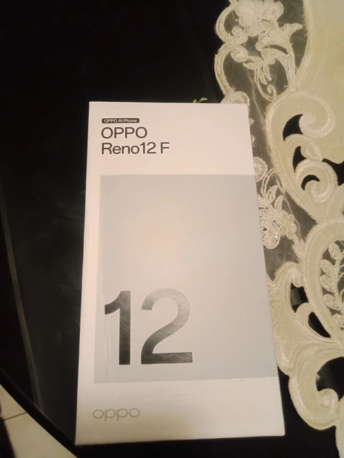 OPPO Reno 12 F
