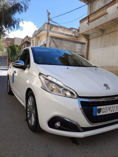 Peugeot 208 2019 Allure Facelift