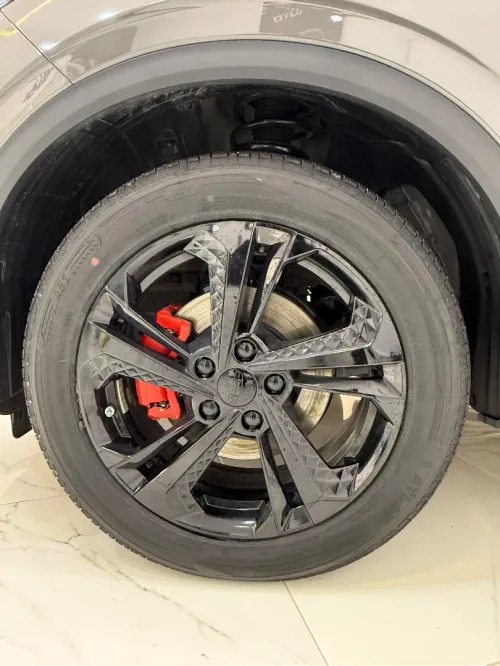 Geely Coolray 2026 Foul