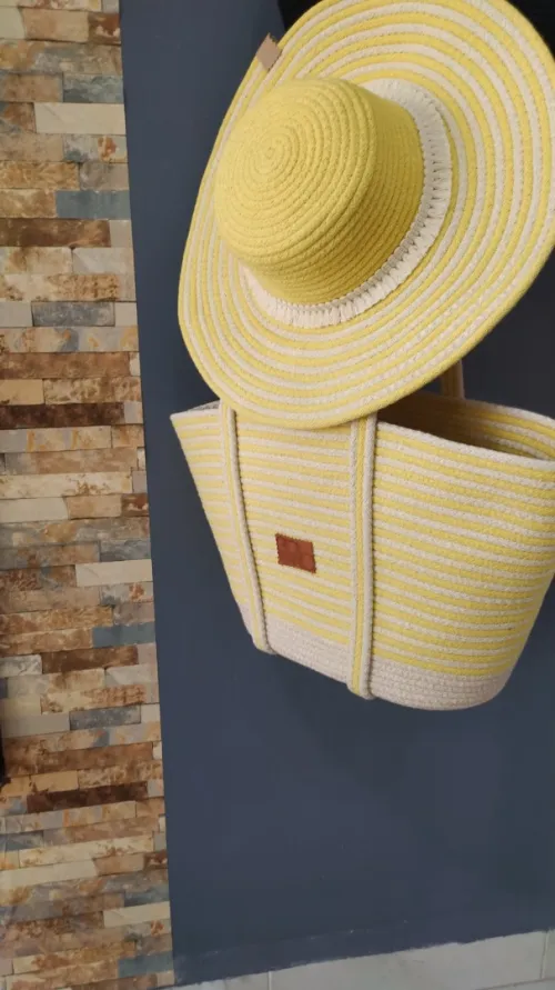 Sac avec chapeau 