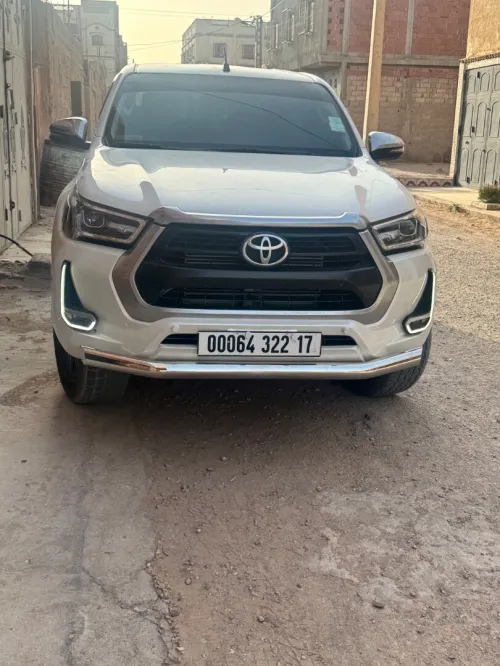 Toyota Hilux 2022 LEGEND DC 4x4