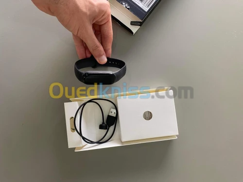 Montre connecté XIAOMI Mi Smart band 6