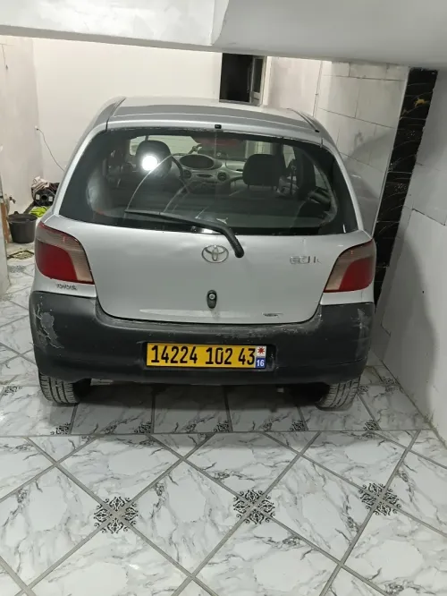Toyota Yaris 2002 