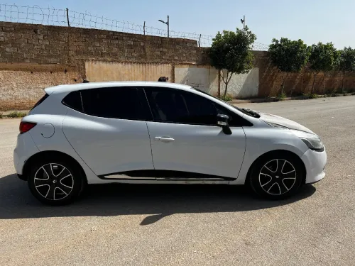 Renault Clio 4 2013 Limited