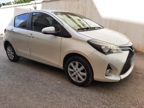 Toyota Yaris 2017 Red Edition