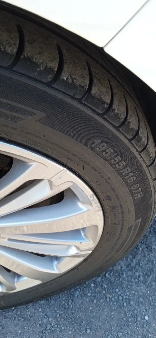 Peugeot 208 2016 Allure Facelift