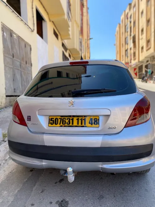Peugeot 207 2011 