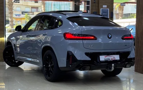 BMW X4 2023 