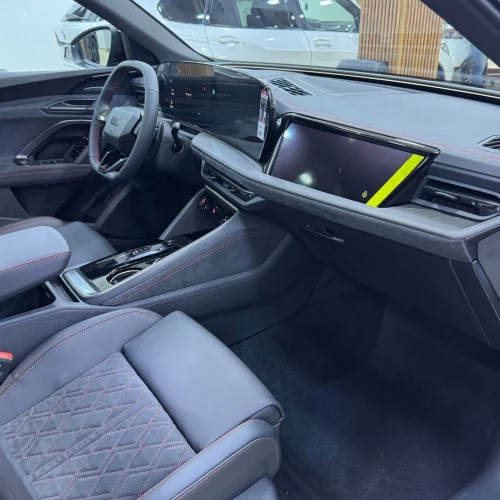 Audi Q5 2025 