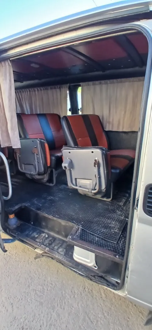 Nissan Urvan 2009