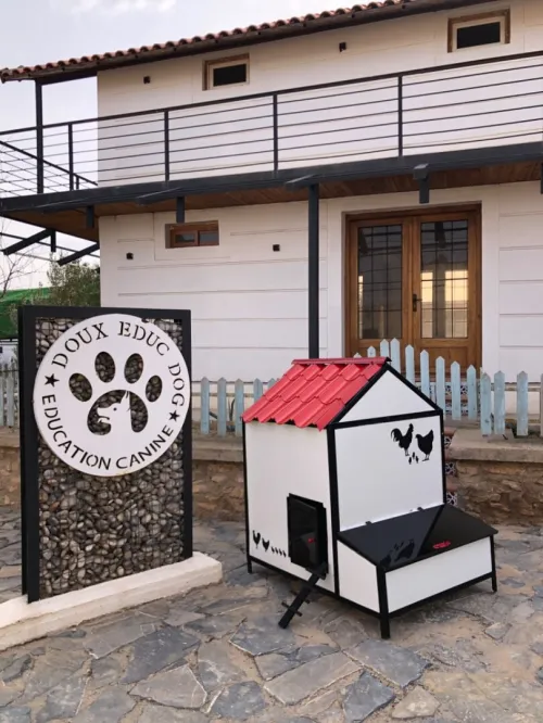 Fabrication poulaillers cages animaux Qualite innovation تصنيع اقفاص بيوت دجاج حيوانات حصان ارانب