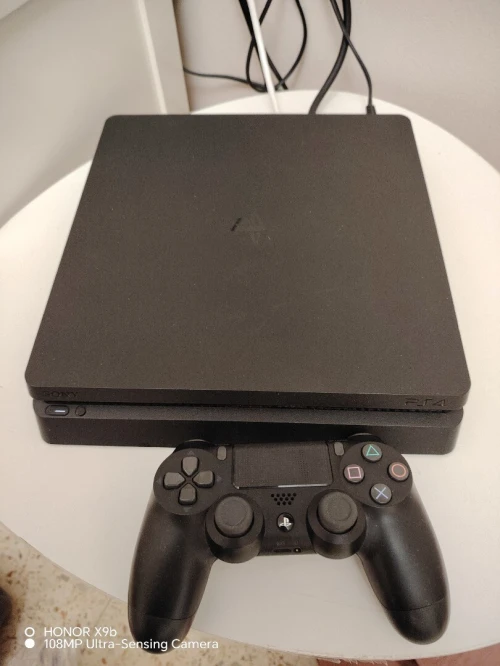 Ps4 slim 512ssd
