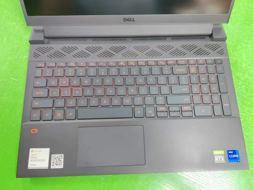 DELL G15 5511/15.6" Full HD(1920 x 1080 pixels) 120HZ /CPU Intel Core i7-11800H (2.30 GHz)/16 GB/512 GB SSD NVMe/Carte Graphique : RTX 3050 4GB