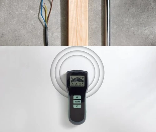 Détecteur Multifonction: Bois, Métal et Électricité avec Affichage LCD la marque tchibo ALLEMAGNE