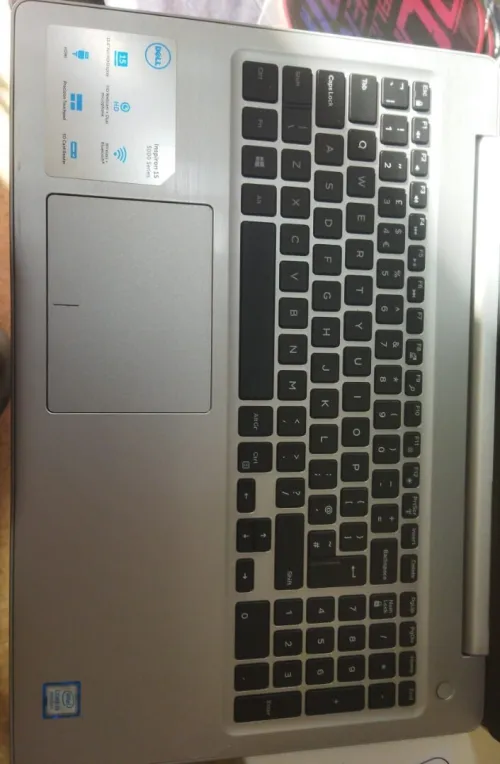 LAPTOP DELL INSPIRON 5570 I5 8GEN 15.6" 8GO 256GO SSD