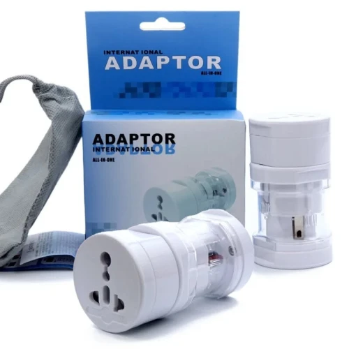 prise d'alimentation universelle: adaptateur de voyage tout-en-un 3en1 , avec US / UE / UK / AU