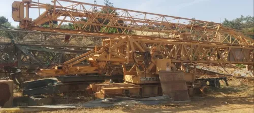 02 grues a vendre 