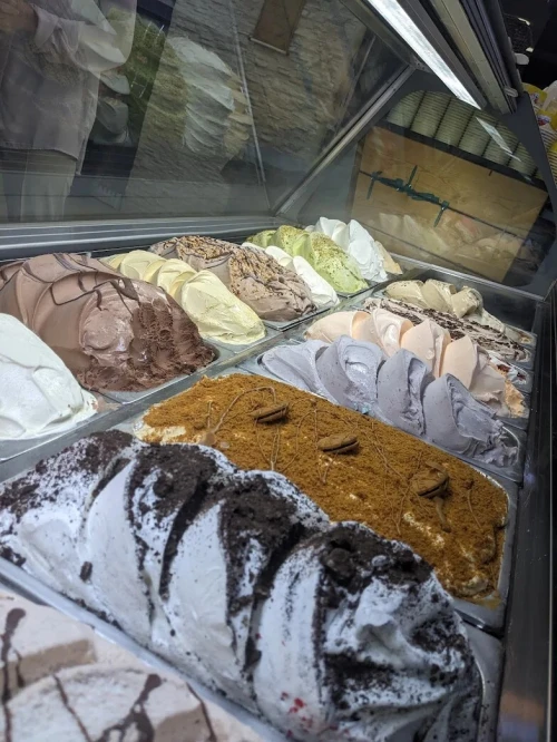 (ZANZOU GLACE GELATO ) MAISON DE FABRICATION ET VENTE EN GROS DE GLACE GELATO ITALIENNE(بيع مثلجات جيلاتو للمحلات)