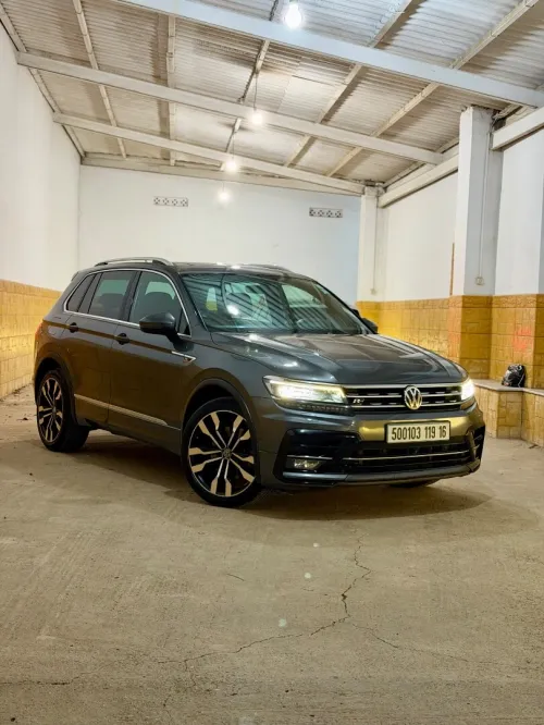 Volkswagen Tiguan 2019 R Line