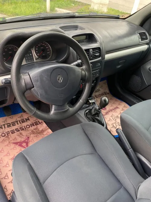 Renault Clio 2 2004 Extreme