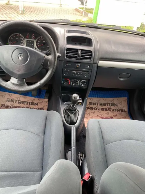 Renault Clio 2 2004 Extreme