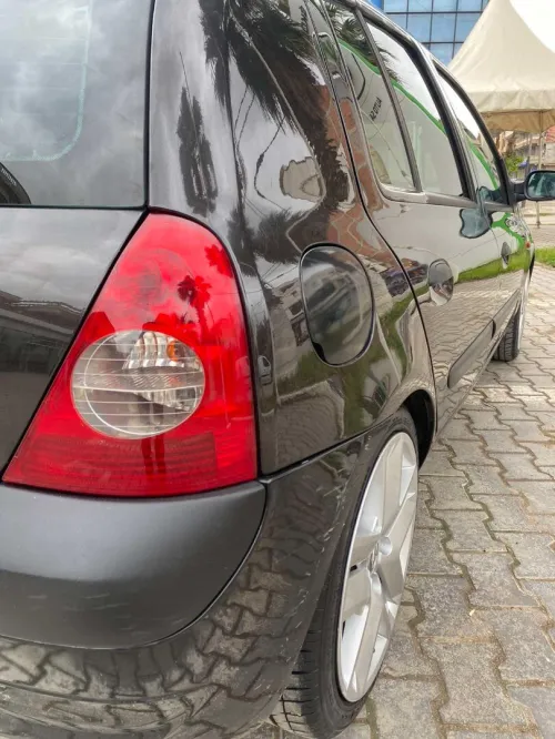 Renault Clio 2 2004 Extreme