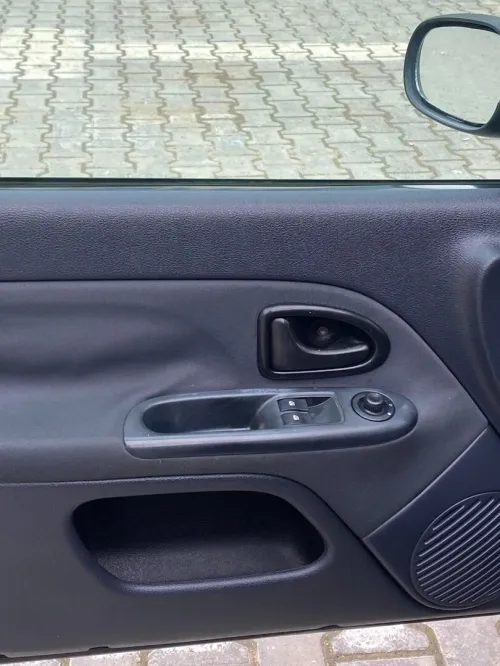 Renault Clio 2 2004 Extreme