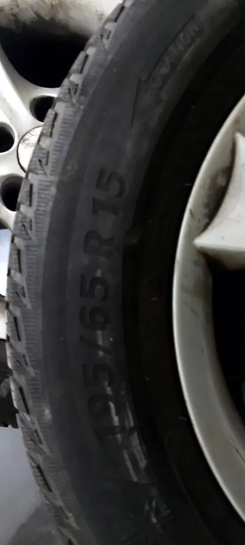 Pneus et jantes Volkswagen Touran 2005 195/65  R15