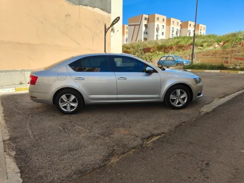 Skoda Octavia 2018 Ambition
