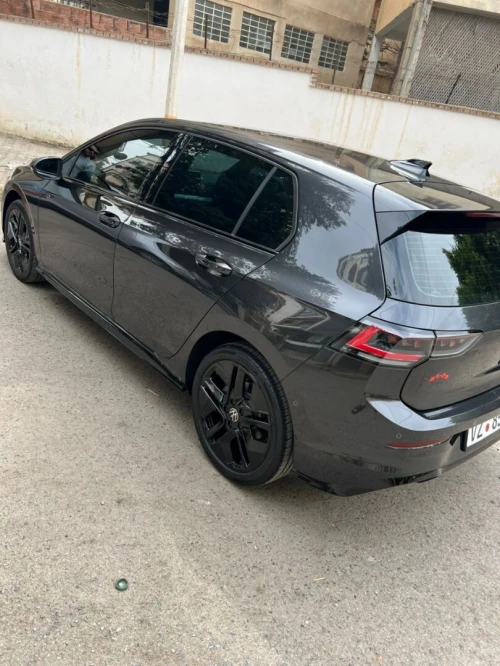 Volkswagen Golf 8 2025 R-Line