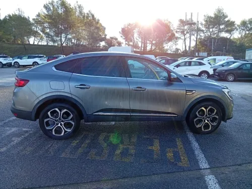 Renault Arkana 2023 E-tech Engeered