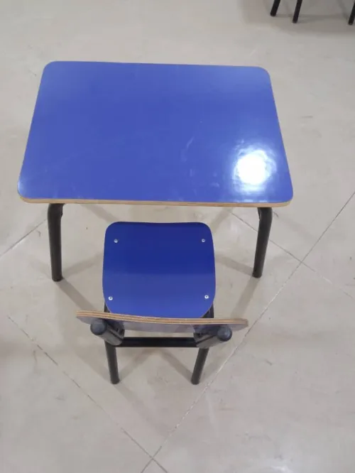 Table scolaire 