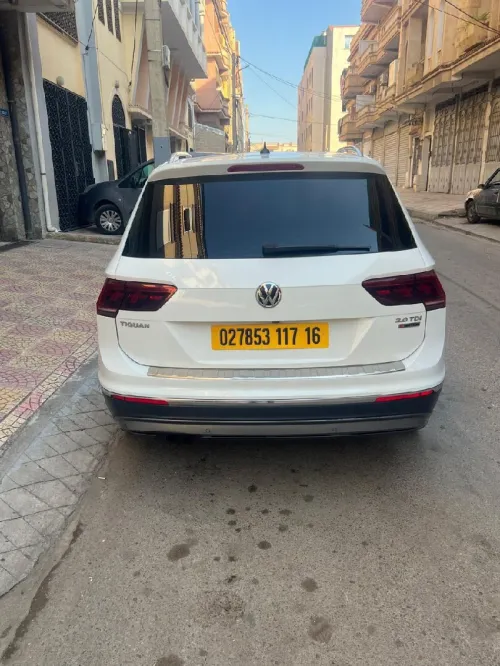 Volkswagen Tiguan 2017 Bleu motion 4 motion