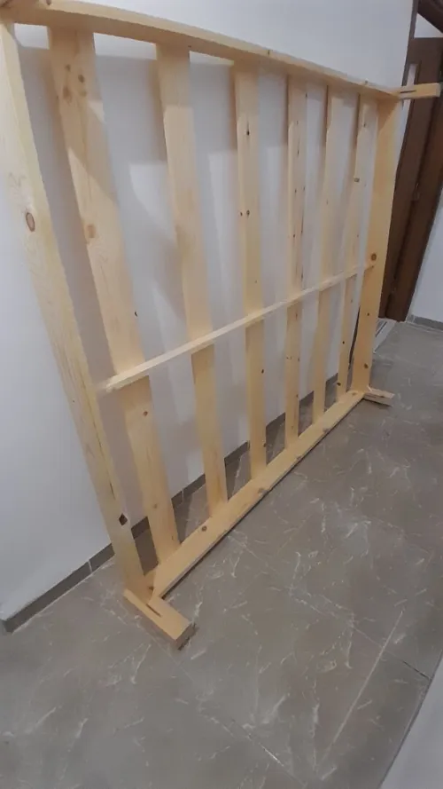 Un soumier en bois