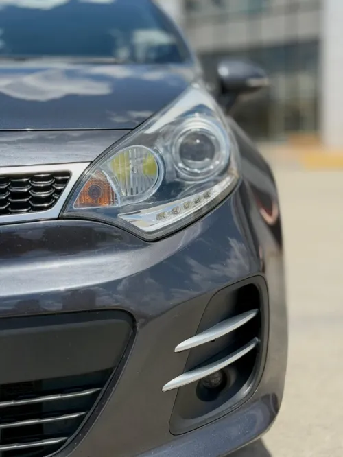 Kia Rio 5 portes 2015 Funny Facelift 