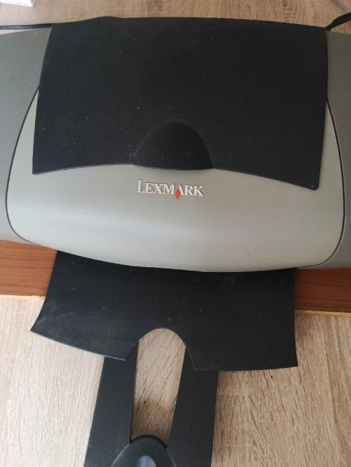 Imprimante à jet d'ancre laxmark Z617.