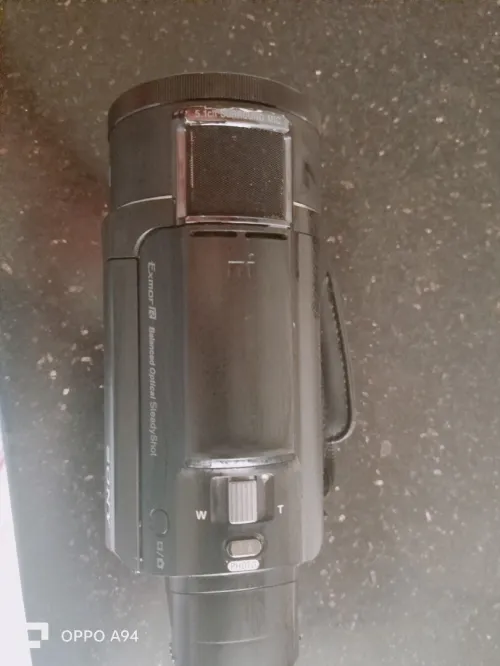 Sony FDR AX53