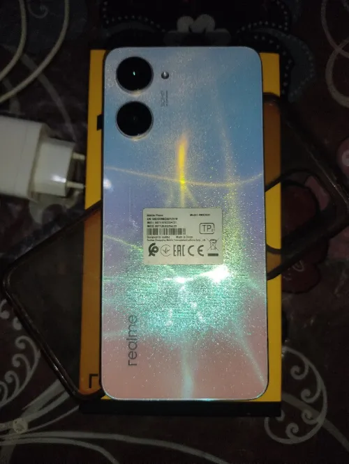 Realme 10 8+8GB / 128GB  etat 10/10 10 "