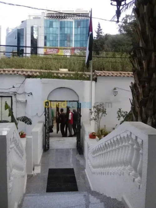 TRANSPORT DÉMÉNAGEMENT (ORAN_ALGER_ORAN) تقل وترحيل الاثاث للخواص و الشركات 