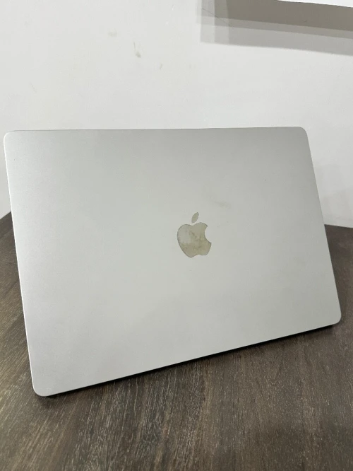 MacBook Air (2023) M2 15 pouces