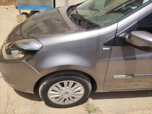 Renault Clio 3 2011 Night and Day