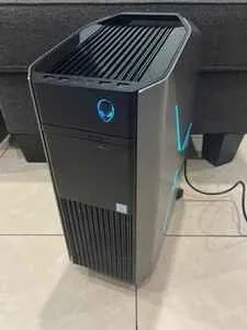 Dell Alienware Aurora R6 Core TM i7-7700 3.6GHz RAM 8GB DVD-RW