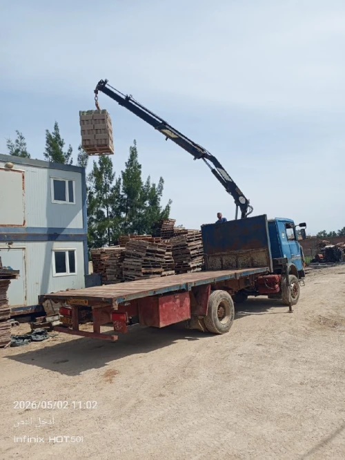 SONACOM B260 a grue 1985