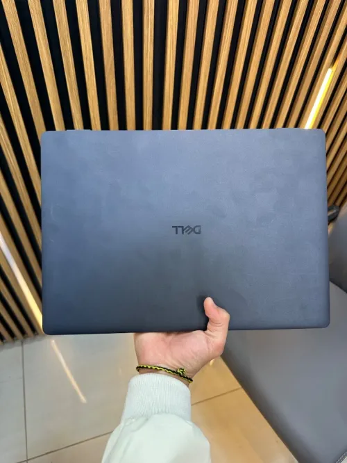 Dell Pro 16