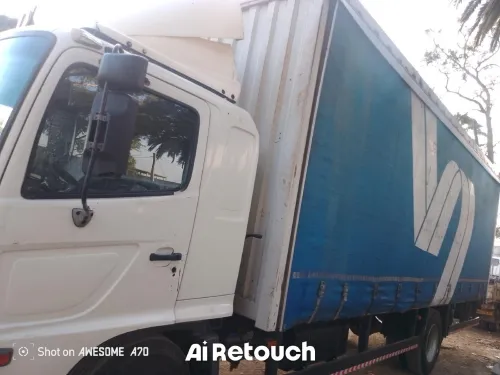 Hino Hino 1521 2012